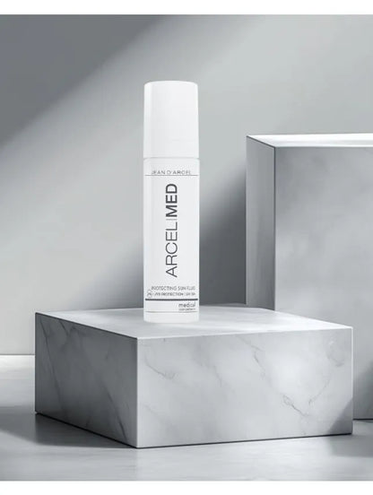UVA + UVB PROTECTION | SPF 50+ PROTECTING  SUN FLUID